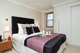 2 bedroom Flat to re...